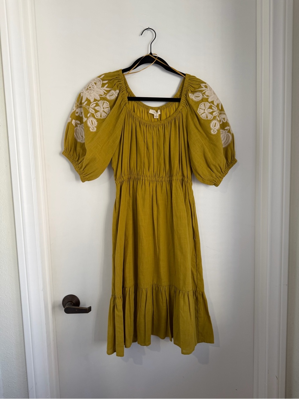 easel Mustard Puff-Sleeve Embroidered Midi Dress NWOT